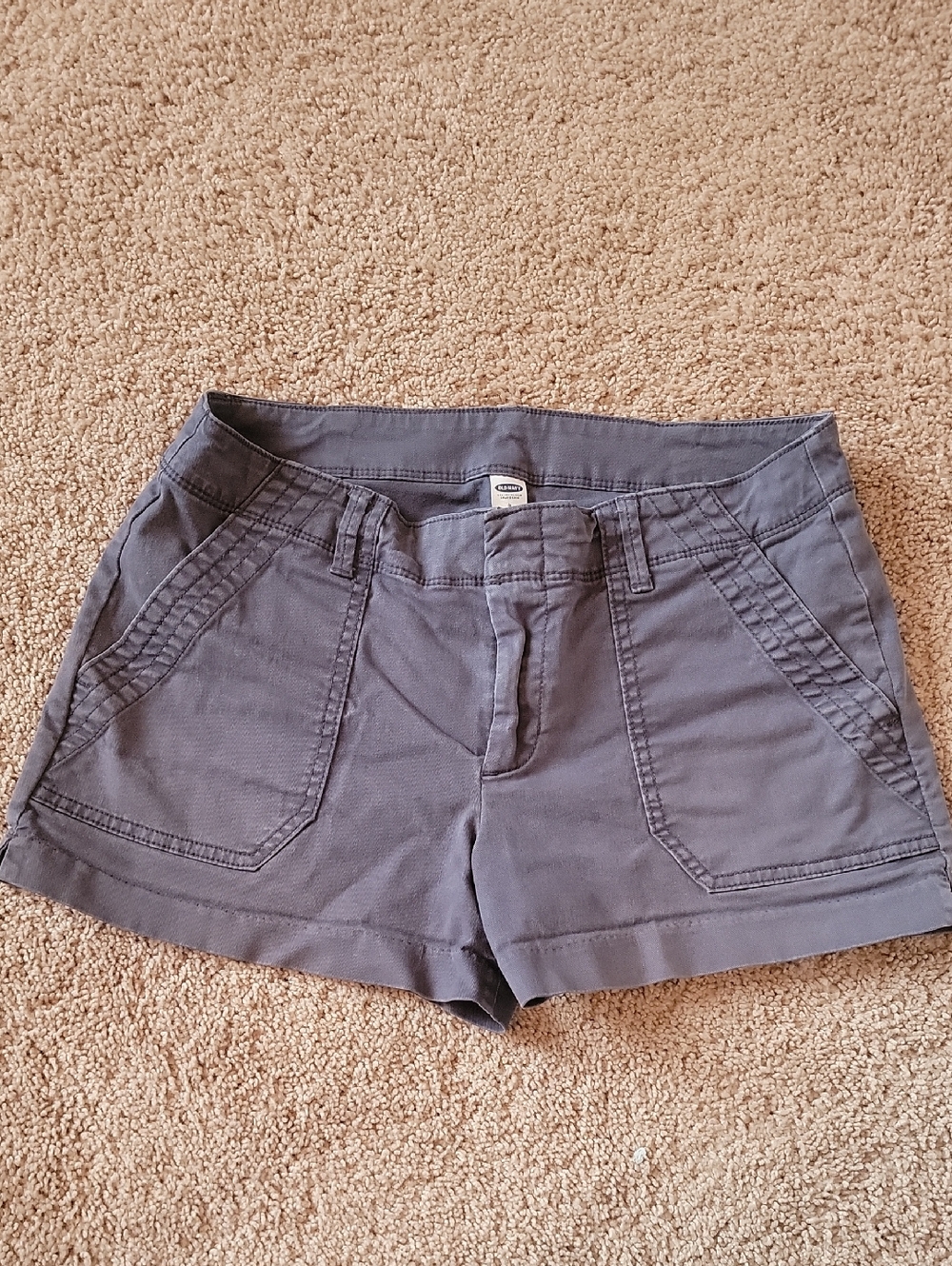 Old Navy Gray Cargo Shorts Size 4
